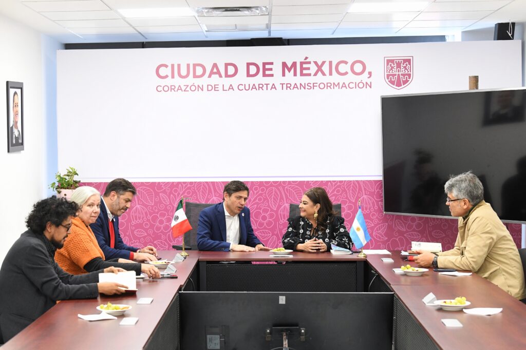 Kicillof en México: firmó un convenio para promover la cooperación en el desarrollo del litio