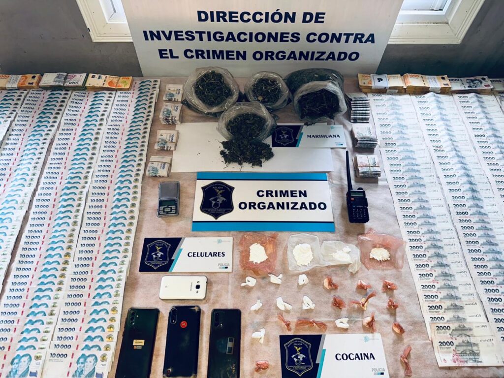 Desmantelaron una red de venta de drogas en formato delivery