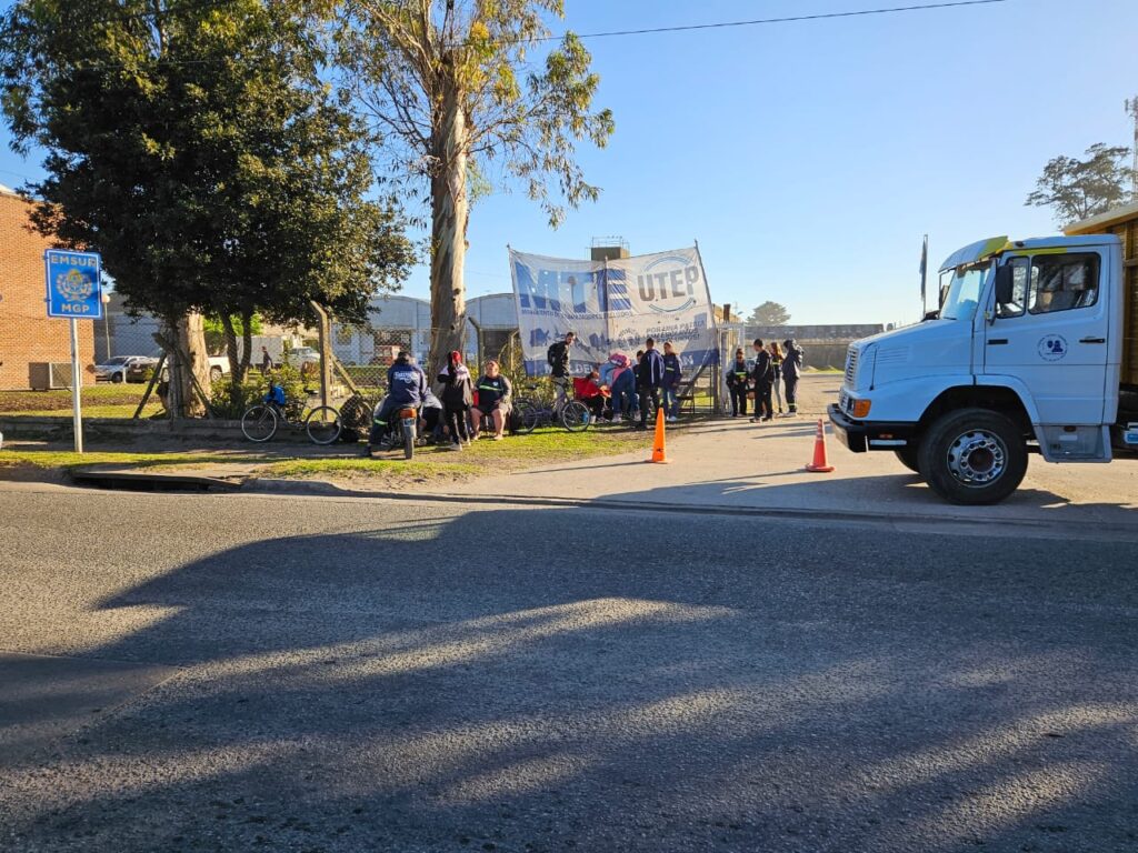 El Municipio denunció a la cooperativa RUM que bloqueó el acceso al EMSUR