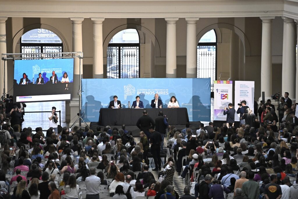 Kicillof y Sileoni encabezaron la apertura del primer Congreso Provincial de Educación Sexual Integral