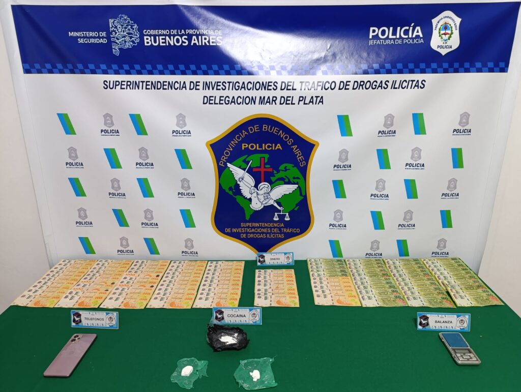 Operativo en un point terminó con aprehendidos, secuestro de drogas y dinero