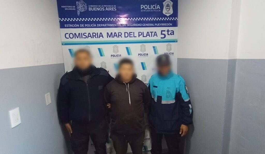 Dos aprehendidos por apedrear una casa y causar daños materiales