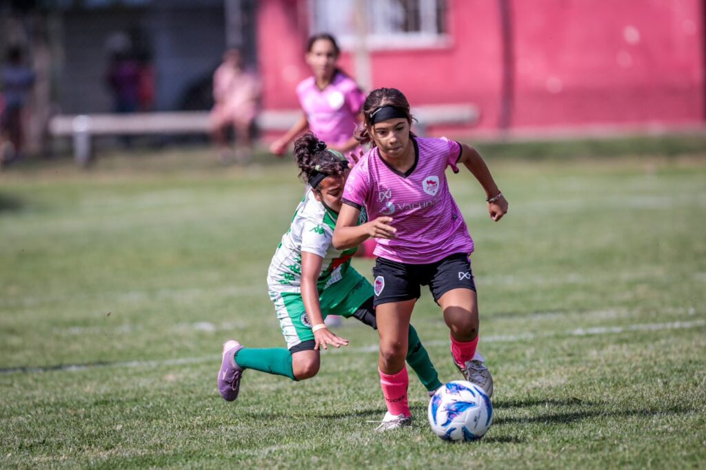 Llegó al final la tercera edición del torneo de fútbol femenino Diablo Nacional organizado por el club Independiente