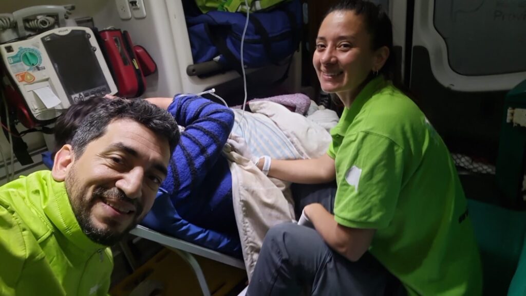 Personal del SAME asistió a una mujer que terminó dando a luz en su domicilio