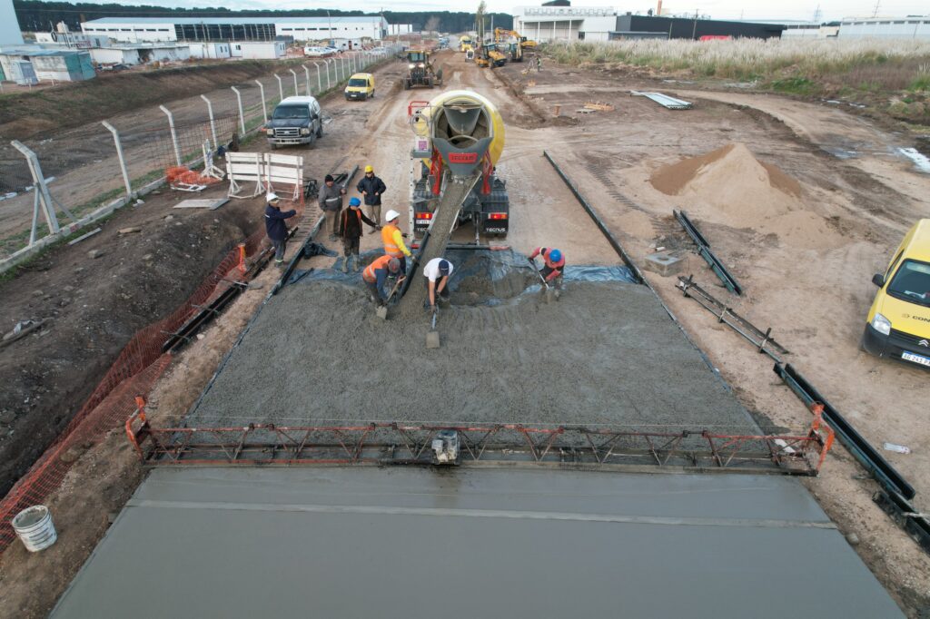 Video: continúan las obras de ampliación en el Parque Industrial General Savio