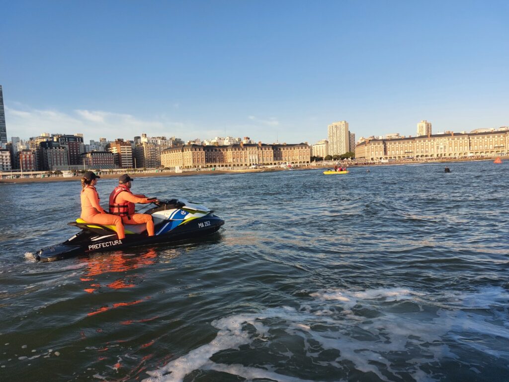 Mar del Plata: de cara al verano, Prefectura brinda recomendaciones para una navegación segura