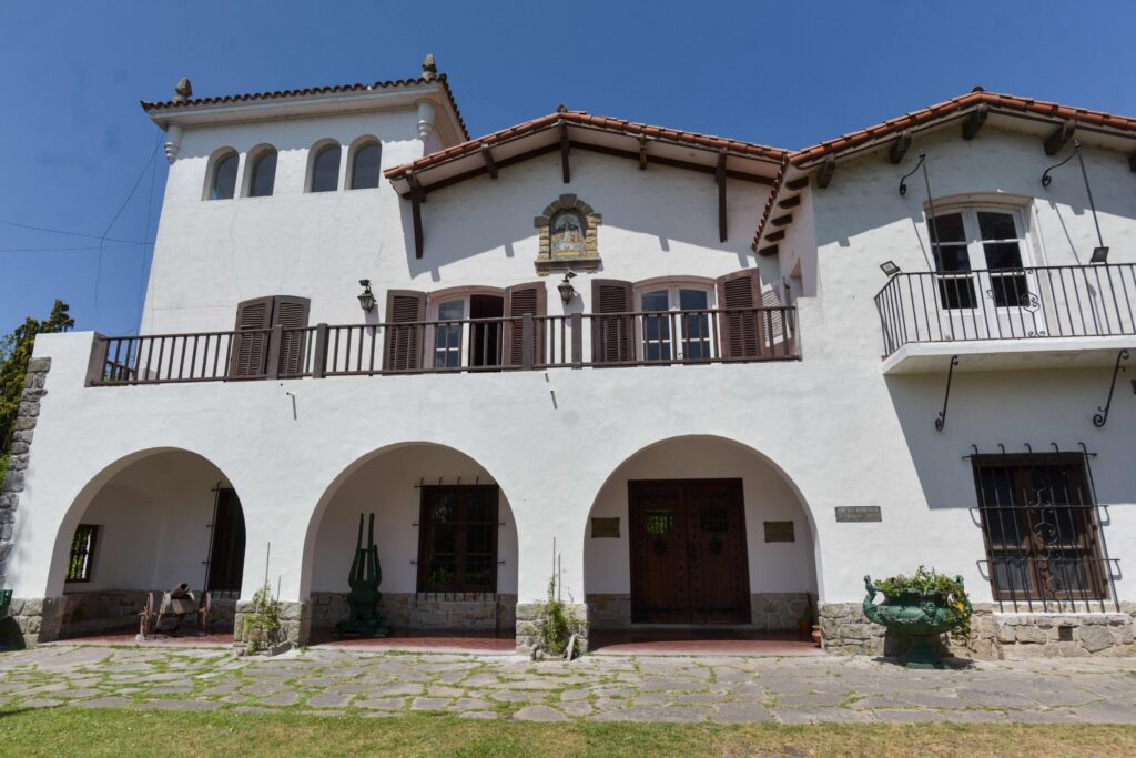 Avanzan los trabajos de restauración y refacción en Villa Mitre