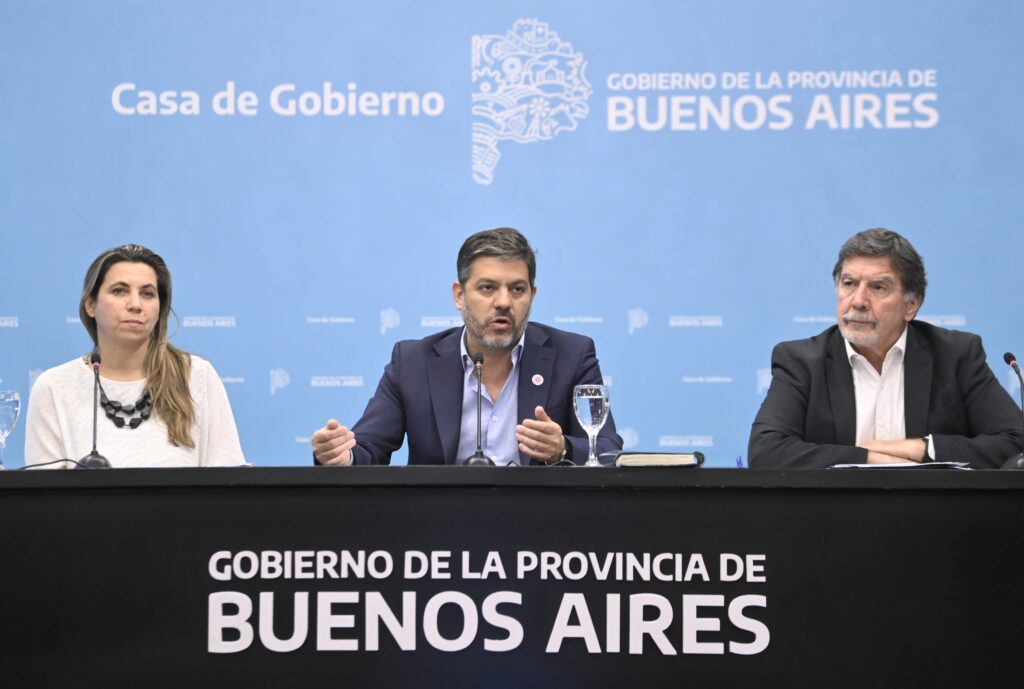 Bianco cruzó a Milei: «Si a la economía le va tan bien debería haber más trabajo y más ingresos»