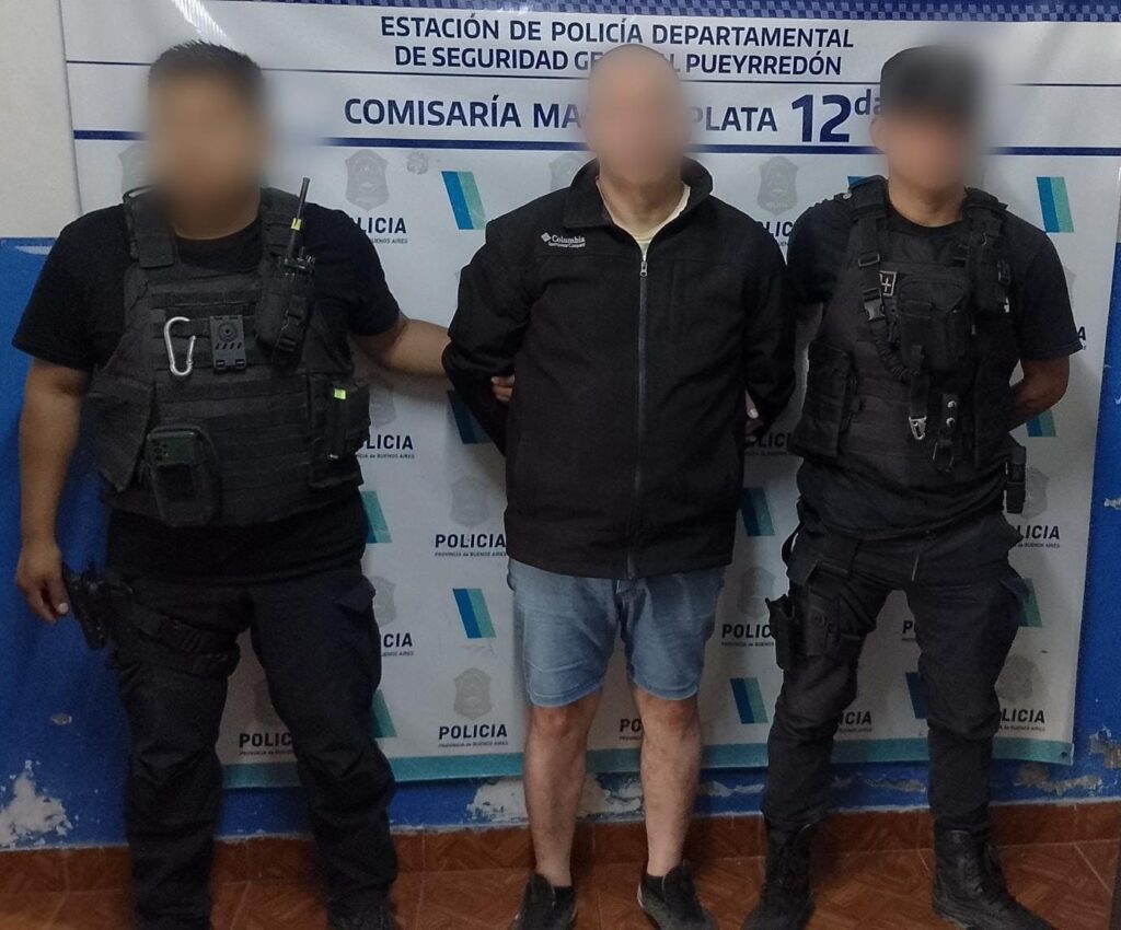 Atacó a su hermano con un afilador de carnicero: su madre terminó herida al intentar separarlos