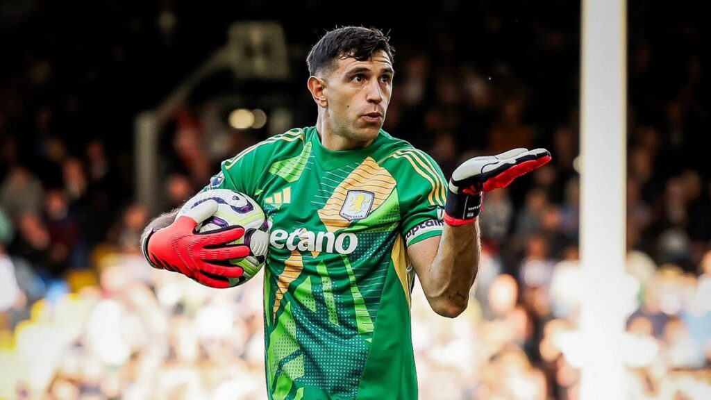 El marplatense Emiliano «Dibu» Martínez ganó el premio The Best al mejor arquero del mundo