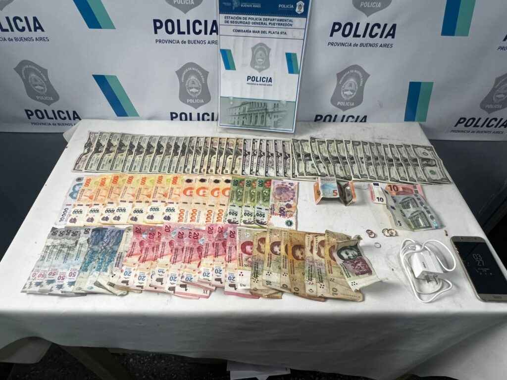 Robó en una casa de Rumencó, pasó la noche en el barrio y lo redujeron los vecinos hasta la llegada de la policía