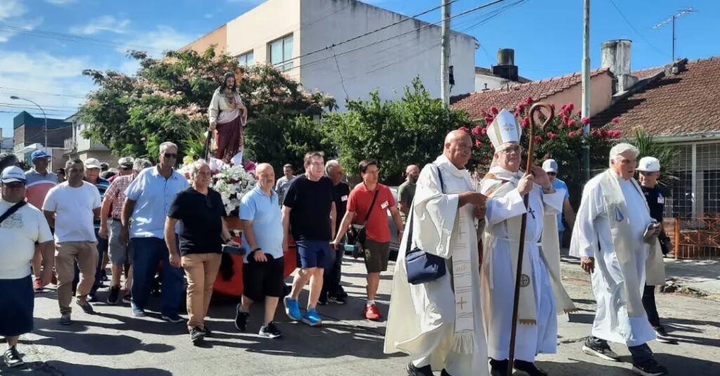 Se vienen los 97º Festejos a San Salvador con la tradicional y emotiva procesión náutica