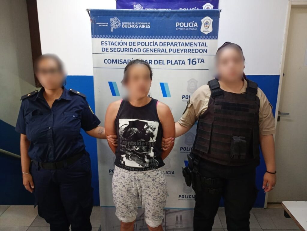 Violó una restricción de acercamiento y amenazó de muerte a su madre: aprehendida