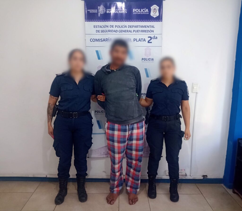 Simuló tener un arma para robar una casa de apuestas y terminó aprehendido