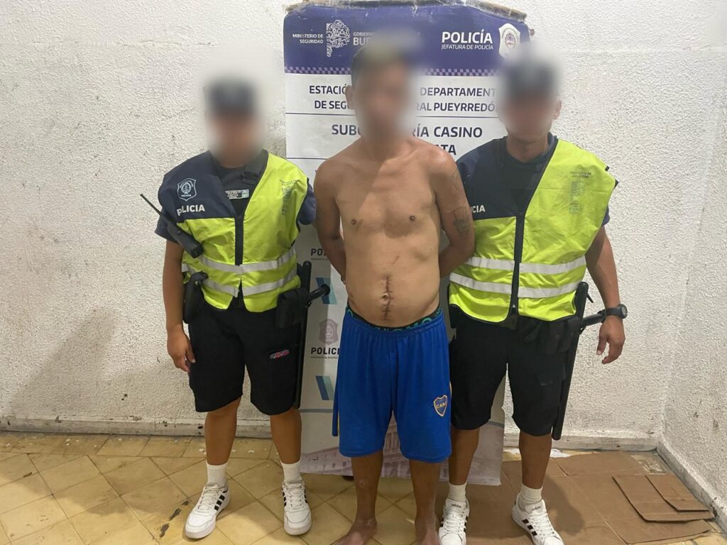 Abuso de una joven y golpeó a un chico, ambos con retraso madurativo