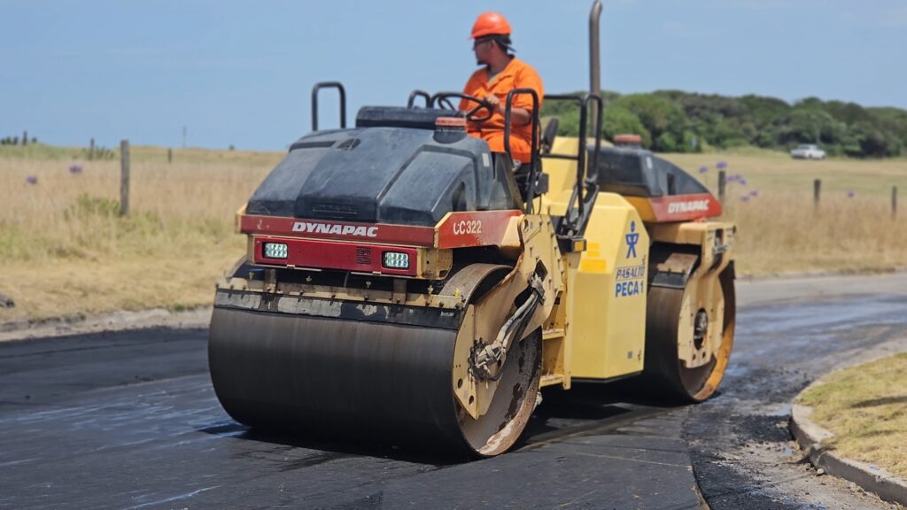 Avanzan con obras viales en distintos puntos de la ciudad