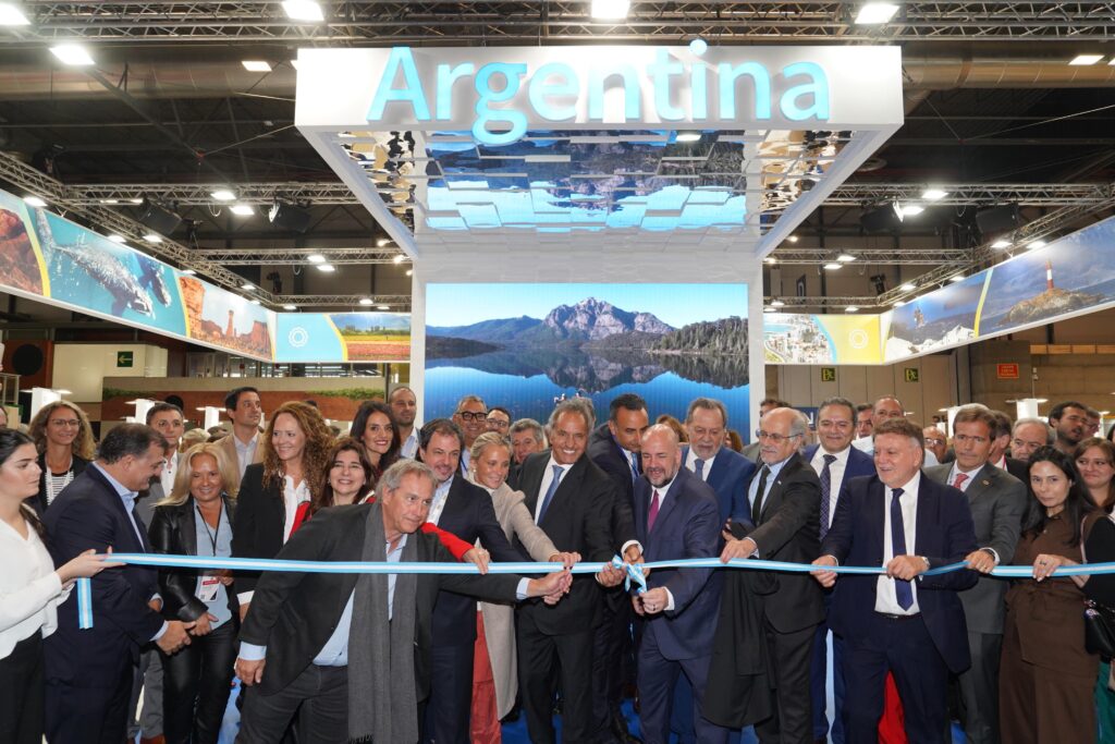 Alejandro Carrancio impulsa la promoción de Mar del Plata en FITUR Madrid 2025