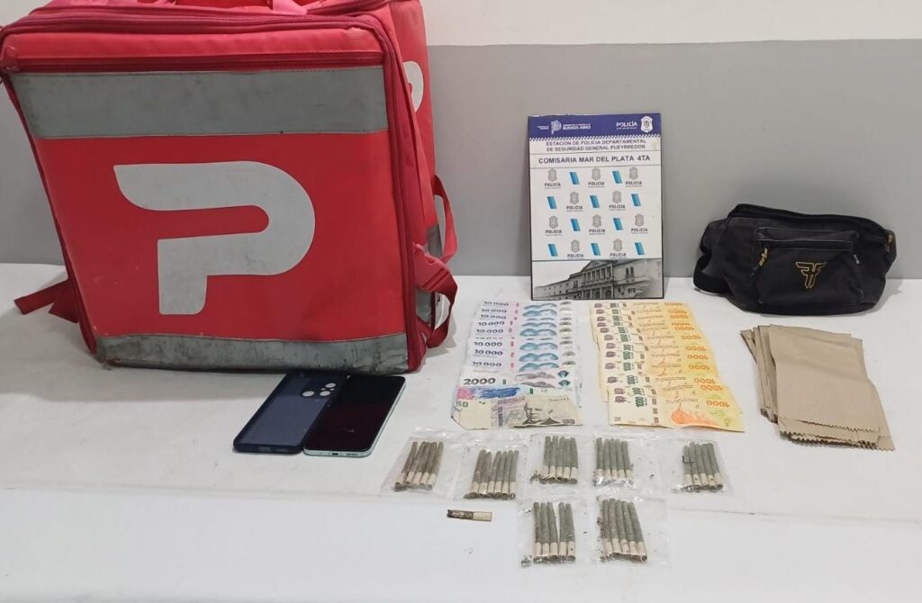 Delincuente circulaba en moto con una mochila de Pedidos Ya con marihuana