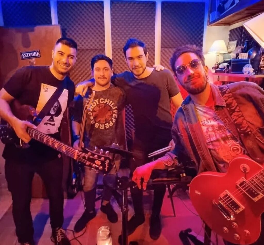 AbsolutNena, Press y El Empleado del Mes en vivo en Mar del Plata