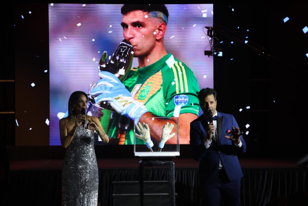 Se realizó la Cena de Gala Solidaria de FUNDAMI en el Hotel Costa Galana