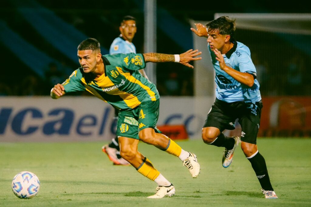 Aldosivi sigue sin encontrarse con la victoria