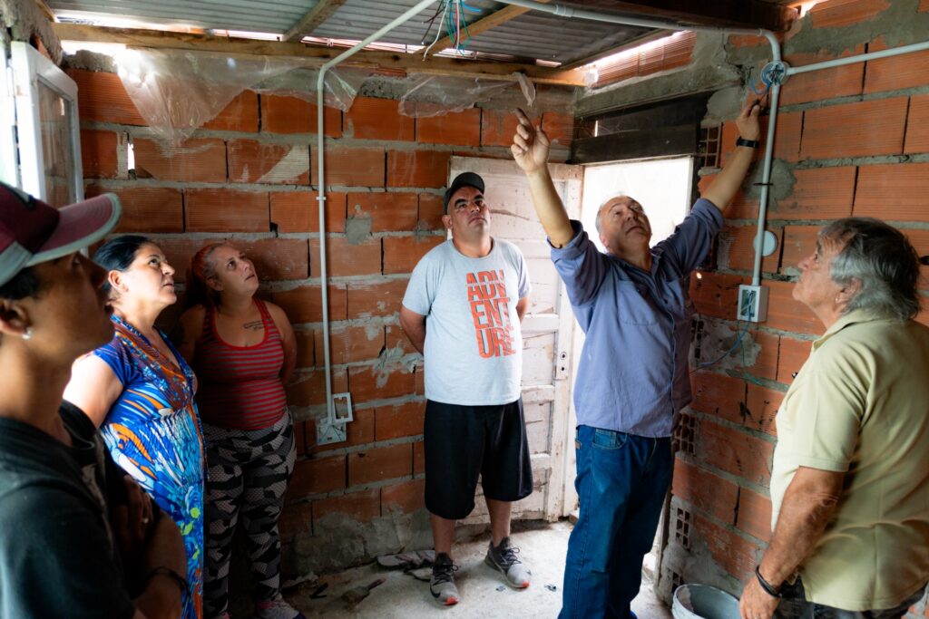 EDEA finalizó el Programa Oficios en los barrios Villa Evita y Caribe
