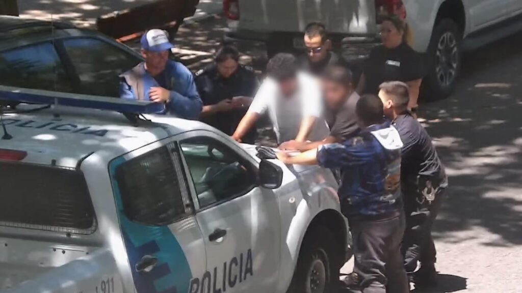 Más control en la vía pública: 374 infracciones por cuidacoches y 476 motos secuestradas en enero