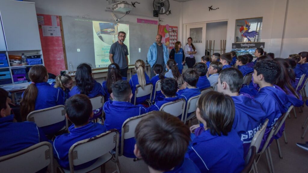 Comienza el ciclo de Charlas POP con actividades abiertas sobre niñez, adolescencia y juventud