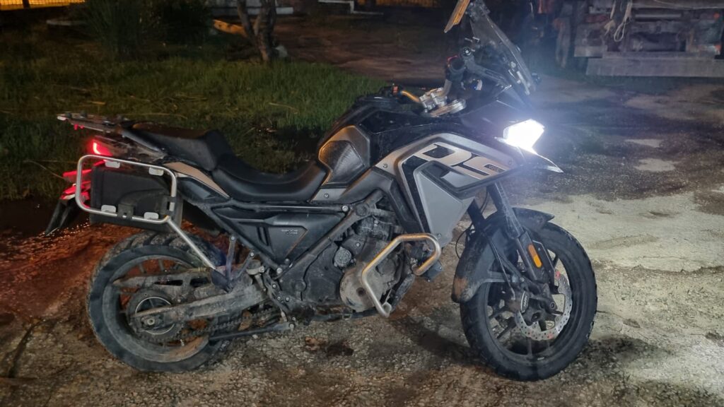 Tiene 15 años, robó una moto de gran cilindrada y su madre lo entregó a la policía