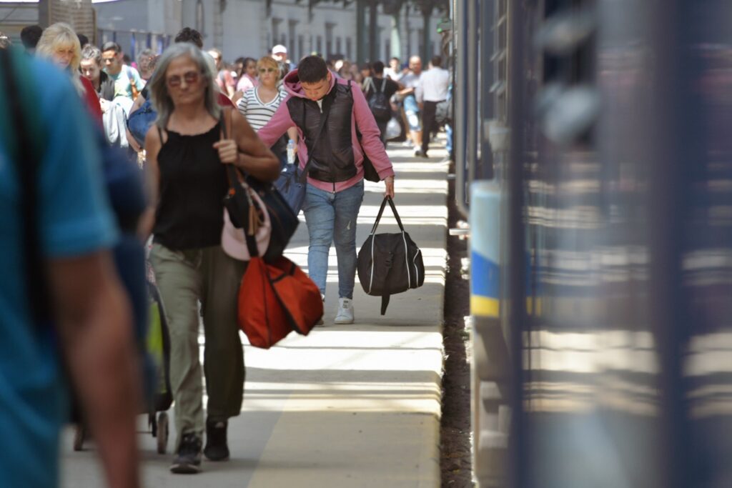 Salieron a la venta los pasajes de tren para abril