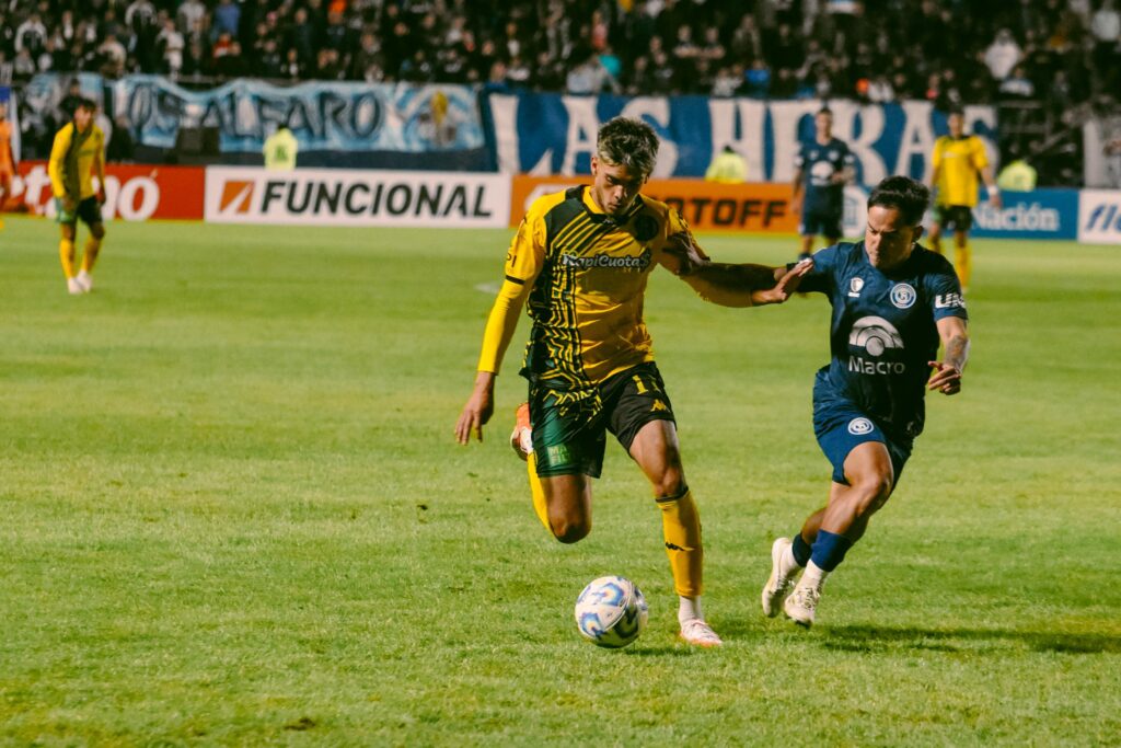 Aldosivi no pudo con Independiente de Rivadavia