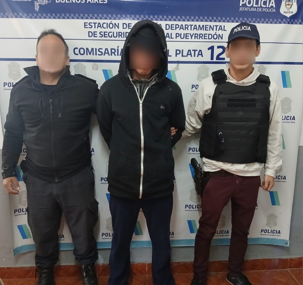 Robo una mochila de su casa, le pegó y se escondió al lado: el delincuente era su vecino