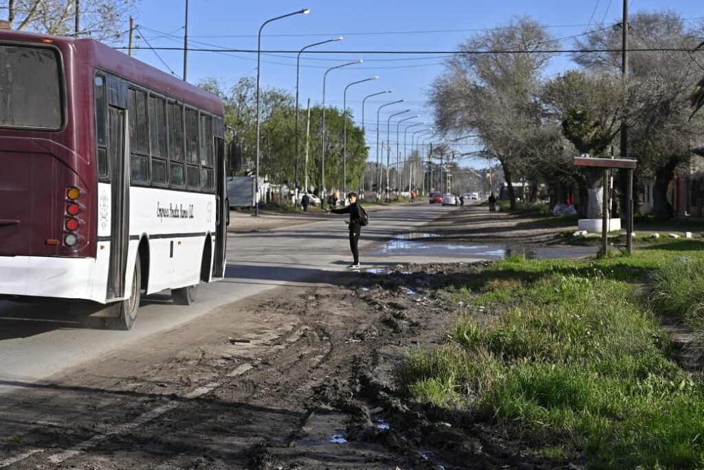 «De las fisuras del transporte público nadie habla»
