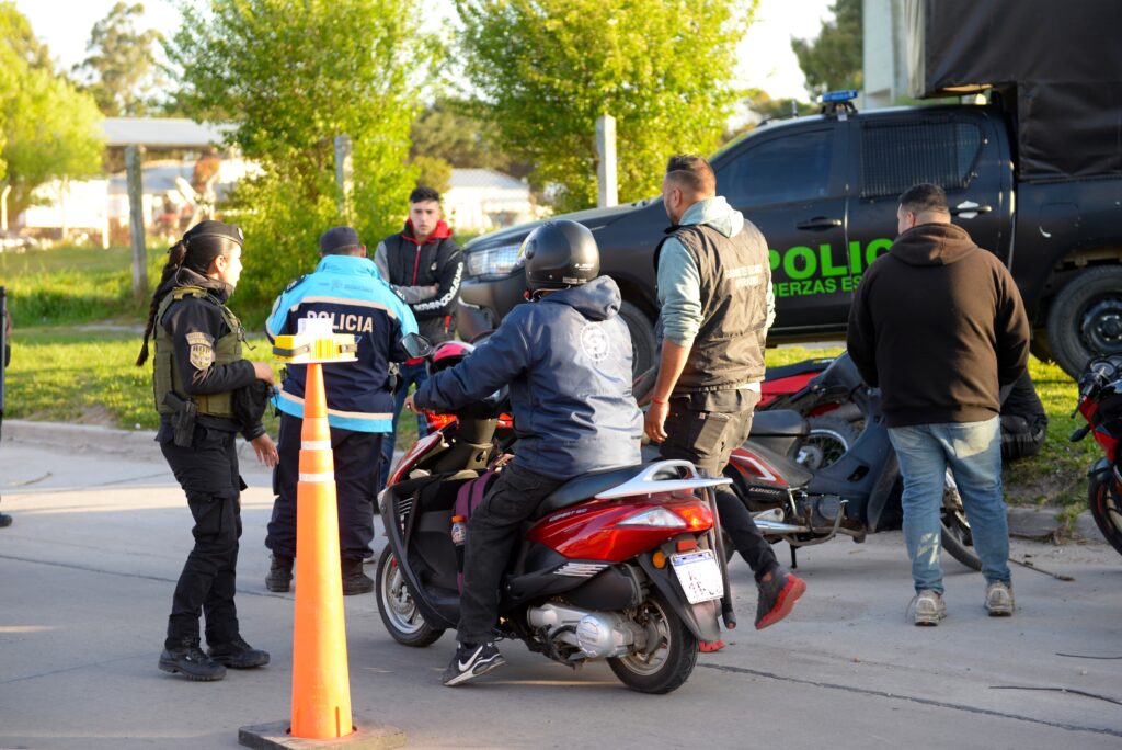 Modo Patrulla Municipal: 122 infracciones por cuidacoches, 280 motos secuestradas y 22 aprehendidos en abril