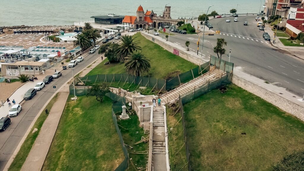 La ciudad recupera una joya de su patrimonio: avanza la restauración de la Escalera Imperial