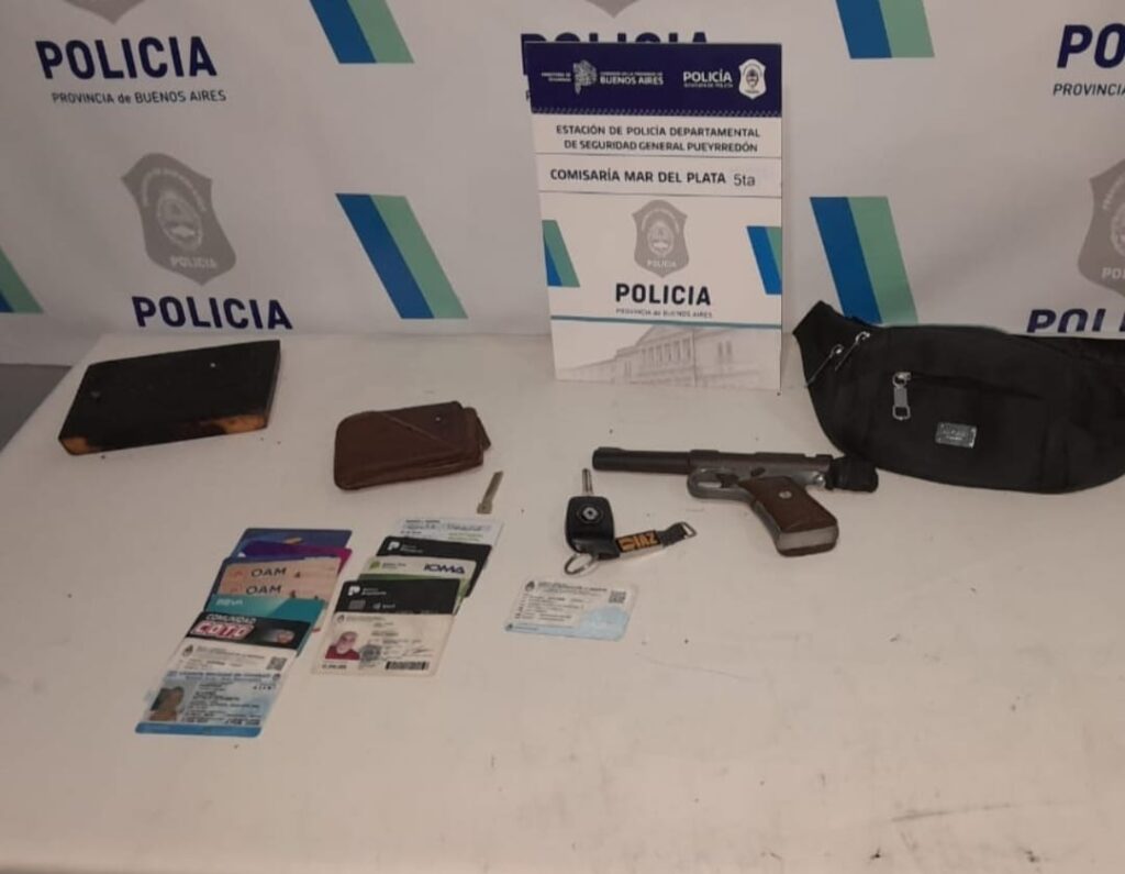 Circulaba armado y con una camioneta robada: aprehendido