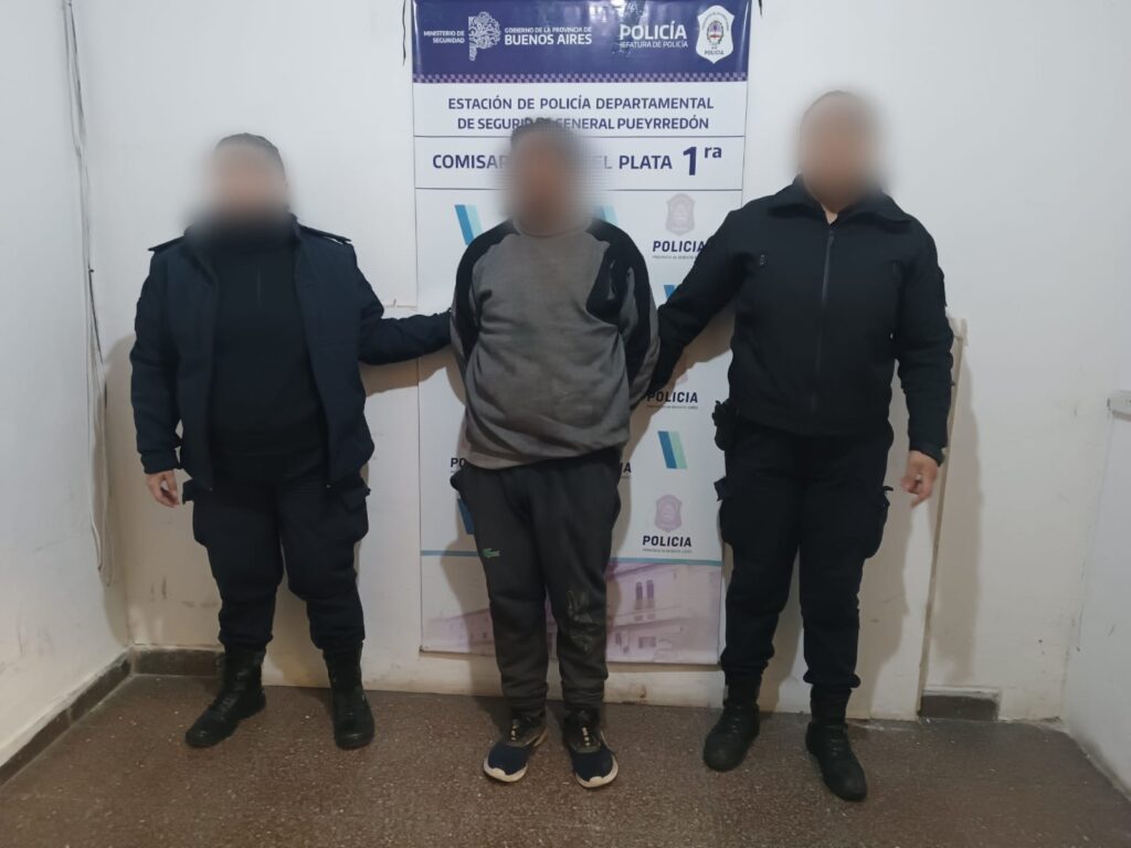 Rompió la puerta de la casa de la ex y le pegó y le dio varias puñaladas en el cuerpo y el rostro
