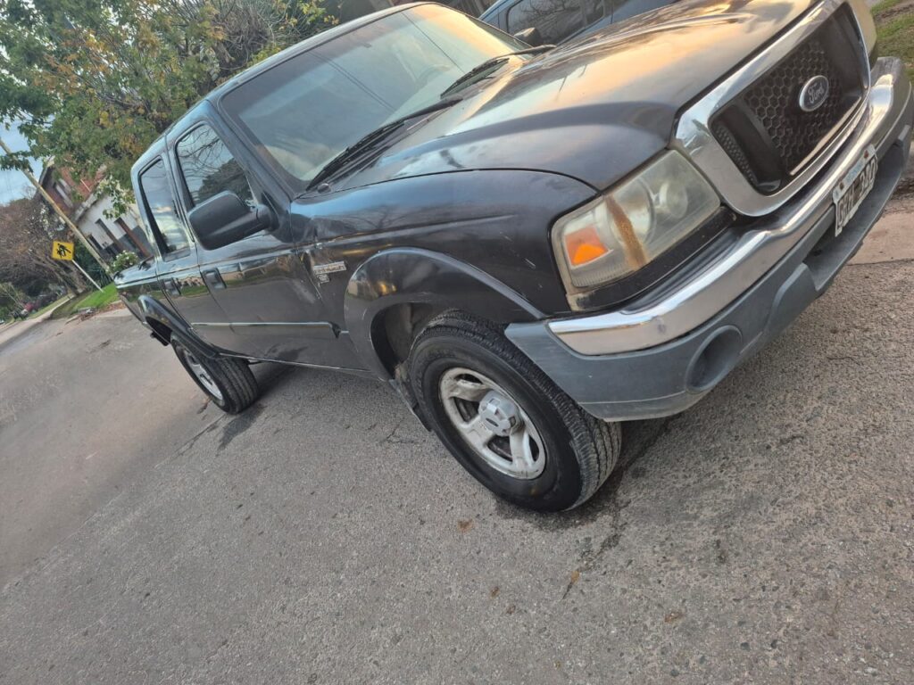 Denunció que le habían robado la camioneta pero la había escondido con sus amigos