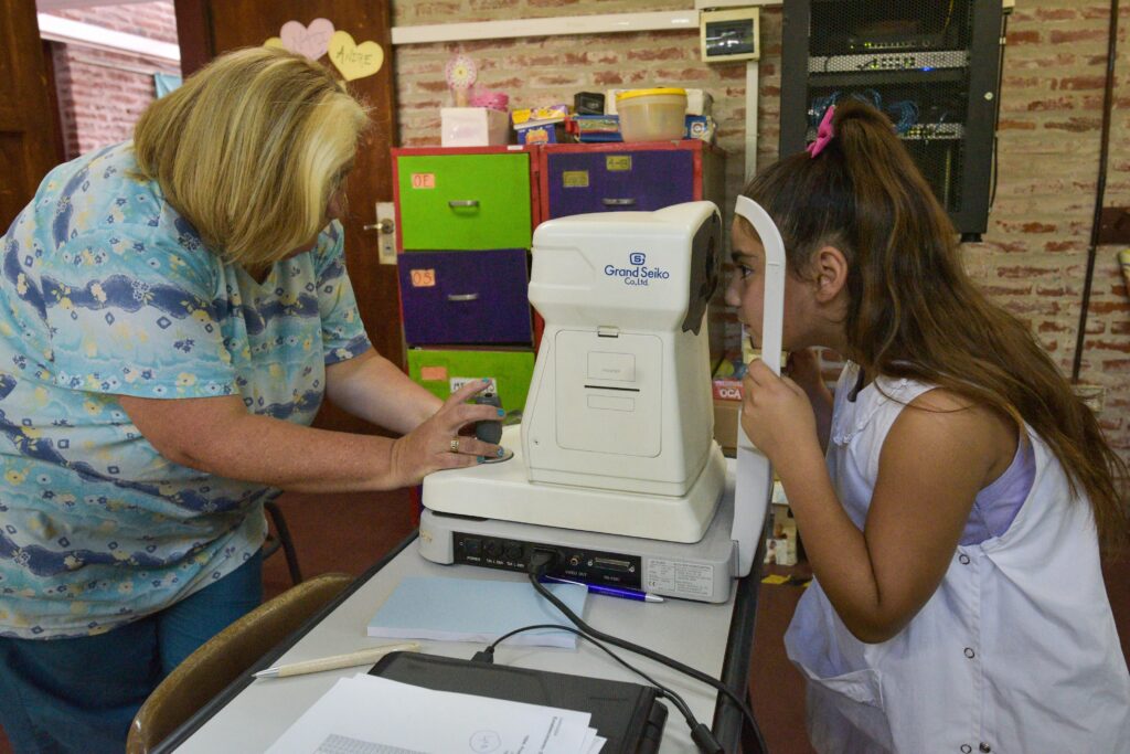 Campaña Oftalmológica Municipal “Salud Visual en tu Escuela”: más de 450 alumnos fueron evaluados