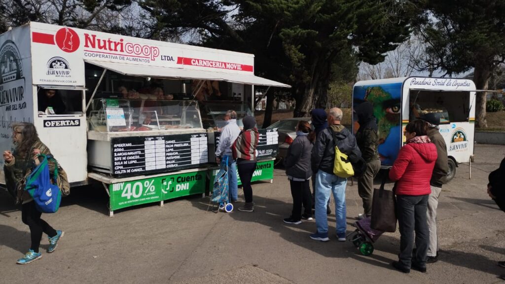 Con el 40% de descuento y nuevos rubros, vuelve la Feria del Buen Vivir