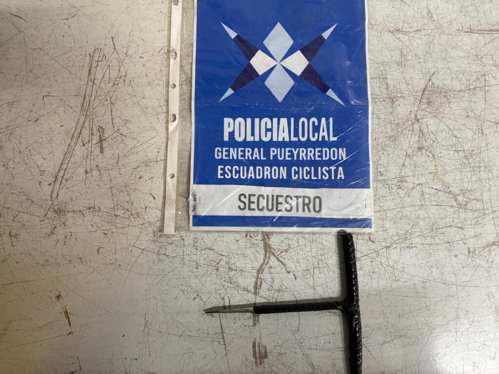 Otra vez un menor quedó aprehendido cuanto intentaba robar una moto: lo redujeron unos peatones