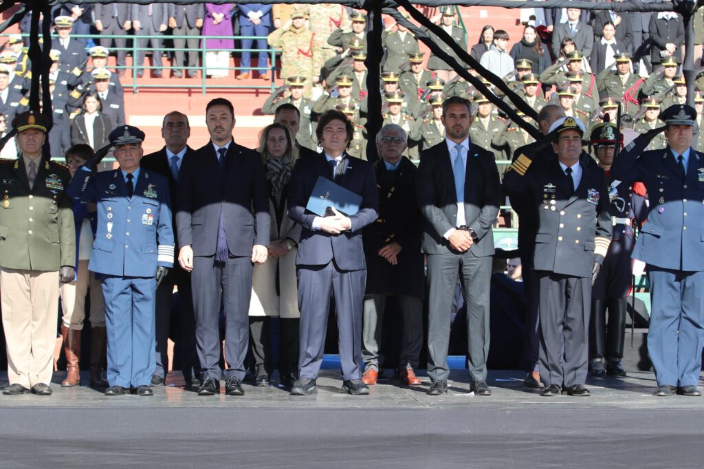 El Presidente Milei encabezó el acto de juramento por el Día de la Bandera