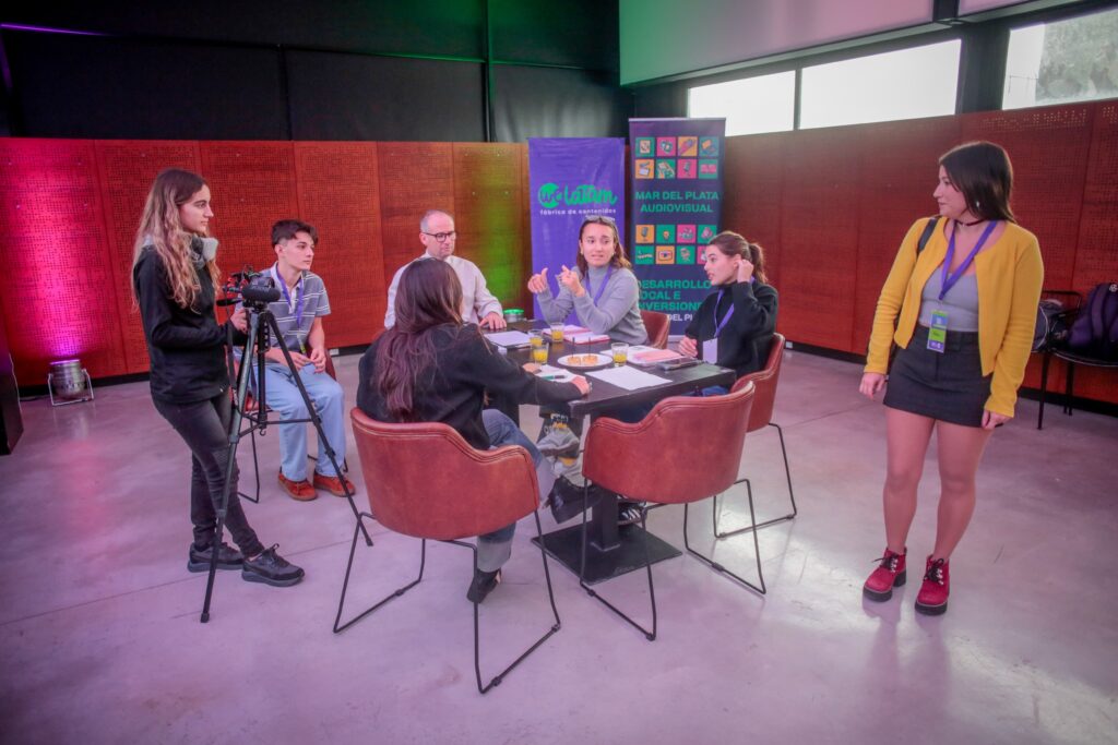 Mar del Plata fue sede del Día We: 30 jóvenes creadores participaron de una jornada intensiva de formación audiovisual