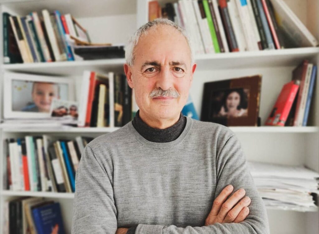 Mario Carretero presenta en Mar del Plata: “Históricamente»
