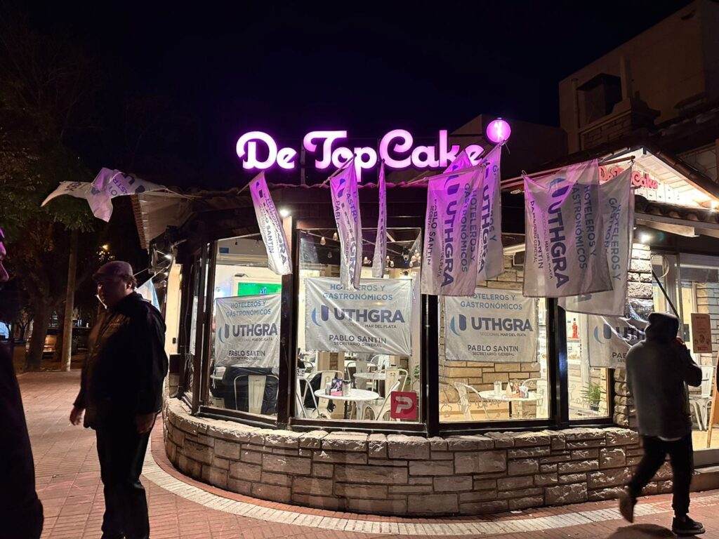 UTHGRA Mar del Plata logró un acuerdo y los trabajadores de «De Top Cake» cobraron sus indemnizaciones