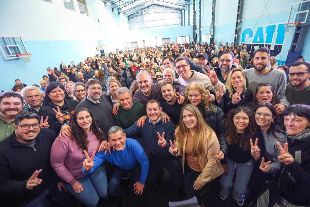 Acción Marplatense presentó sus candidatos en el Club Unión