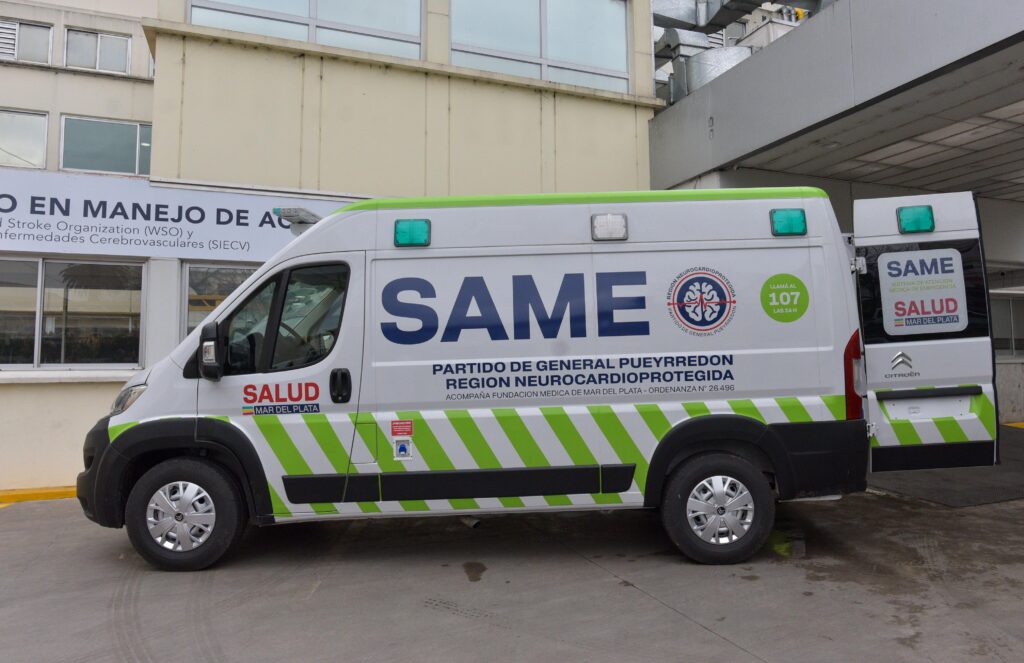 Mar del Plata refuerza la respuesta ante el ACV con nueva ambulancia de alta complejidad y un convenio de capacitación