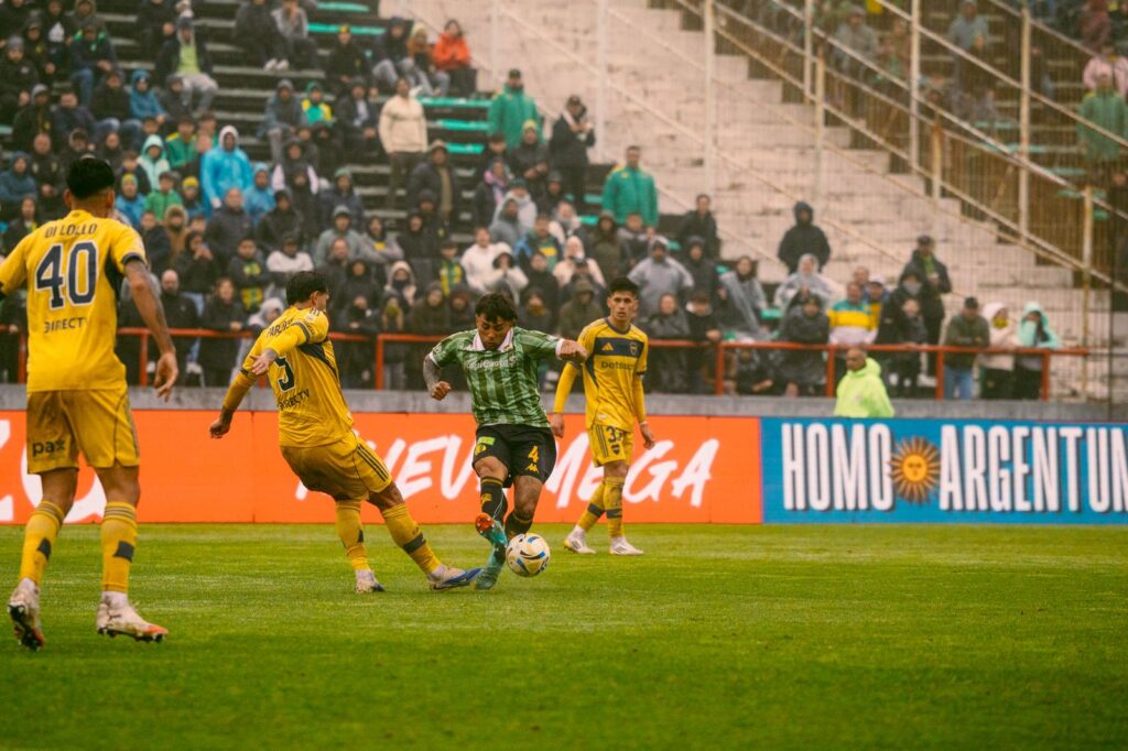 Aldosivi no pudo con Boca en el Minella