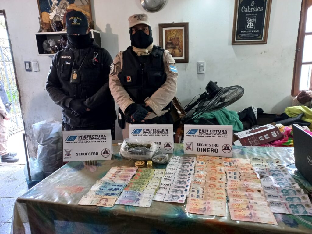 Video: Prefectura y otro operativo contra el narcotráfico con cuatro detenidos en múltiples allanamientos simultáneos