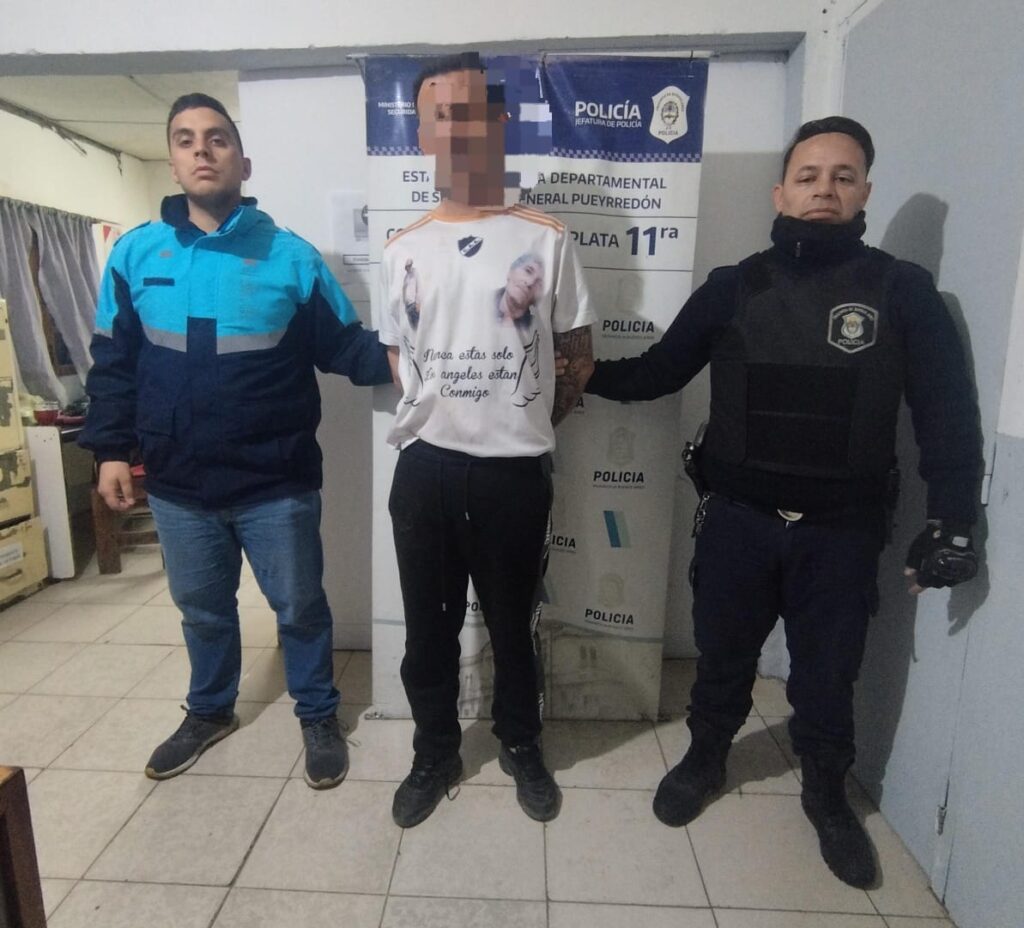 Video: una mujer reclamó por ruidos molestos y el vecino le baleó la casa